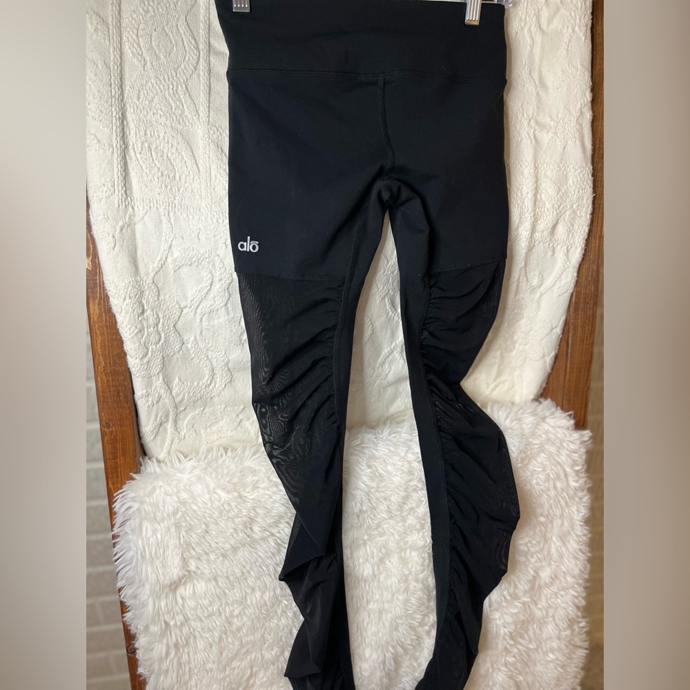 Alo Yoga Women's XS Mesh Black Goddess Full Length Leggings